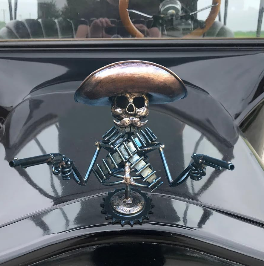 Cowboy Skull Gunslinger Hood Ornament